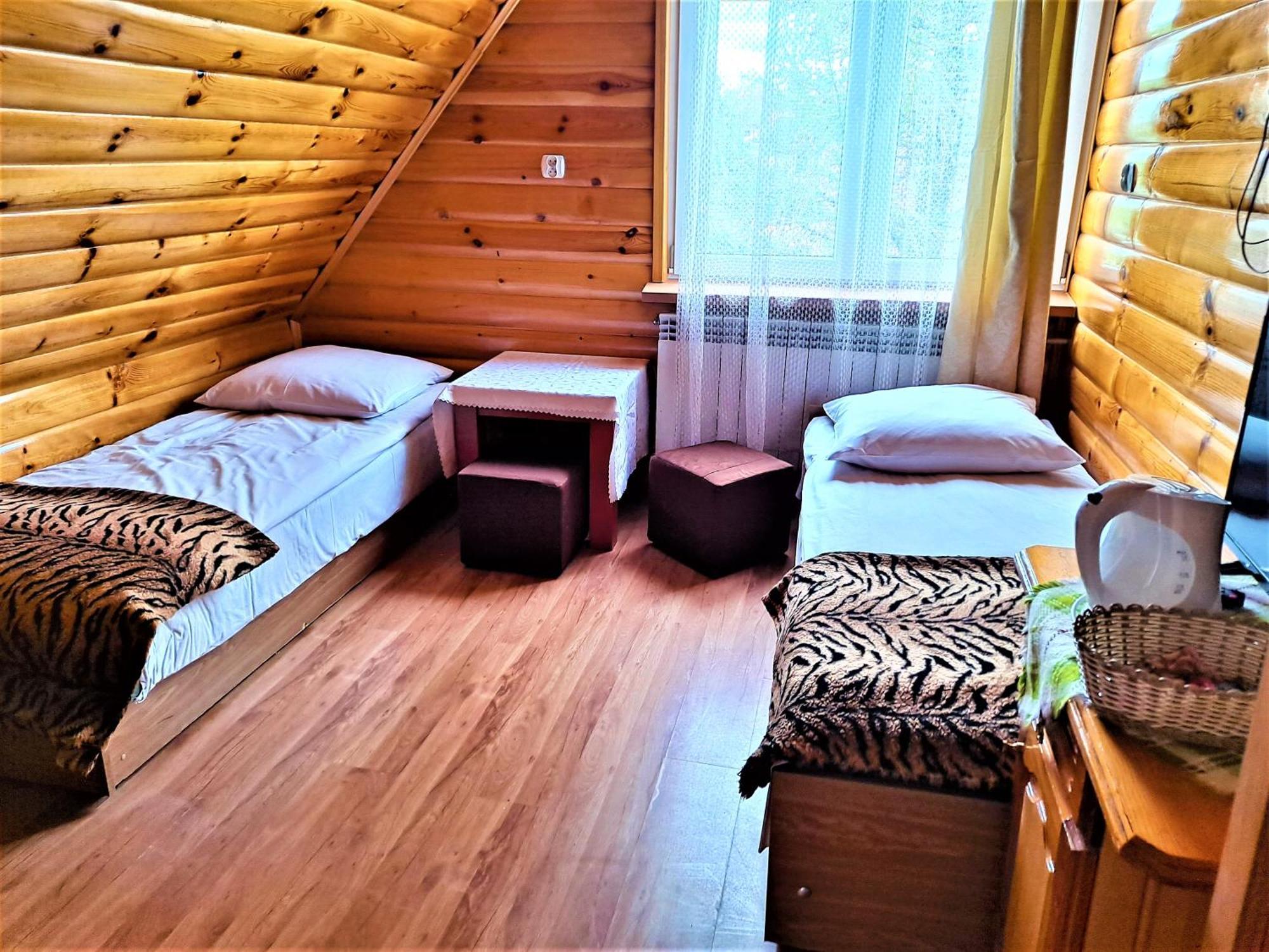 Hotel "Harnas" Zab-Bustryk Habitación foto